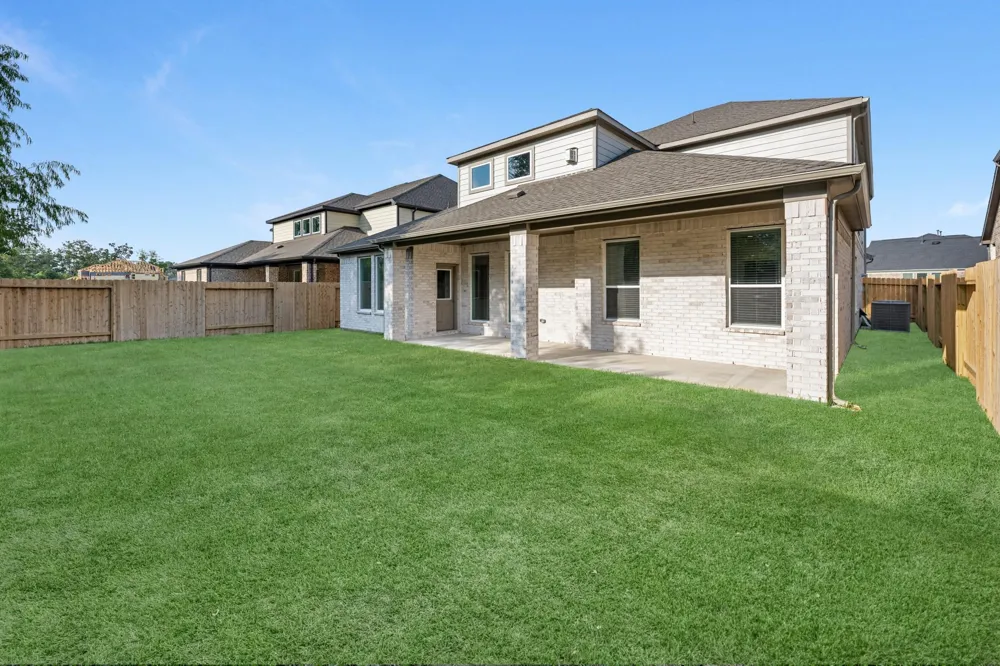 2100 Golden Spruce Lane Conroe, TX 77301