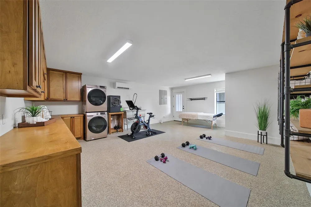 18859 Kinkaid Road W Montgomery, TX 77316