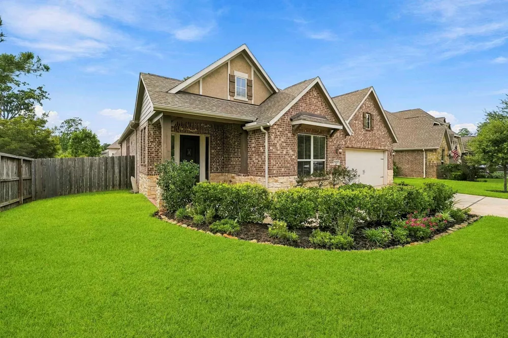 1503 Graystone Hills Drive Conroe, TX 77304