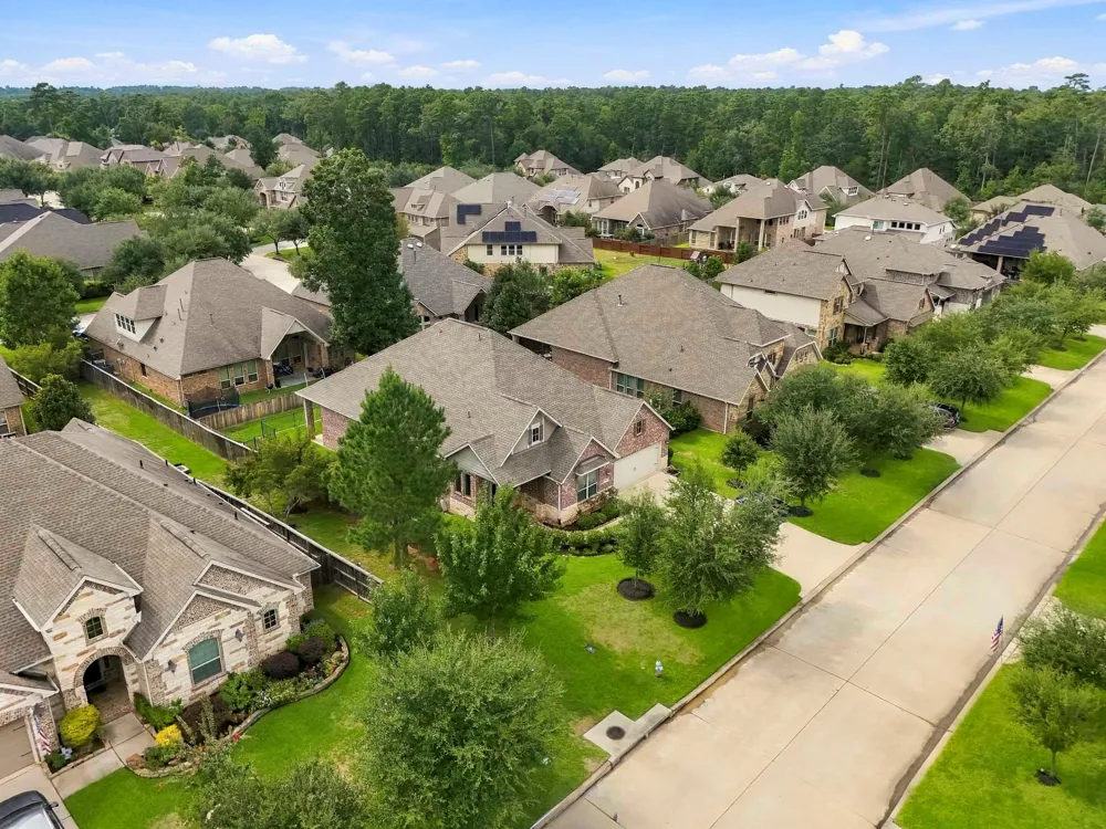 1503 Graystone Hills Drive Conroe, TX 77304