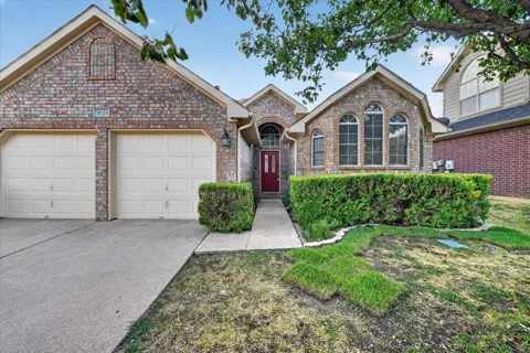 4520 Angelina Way