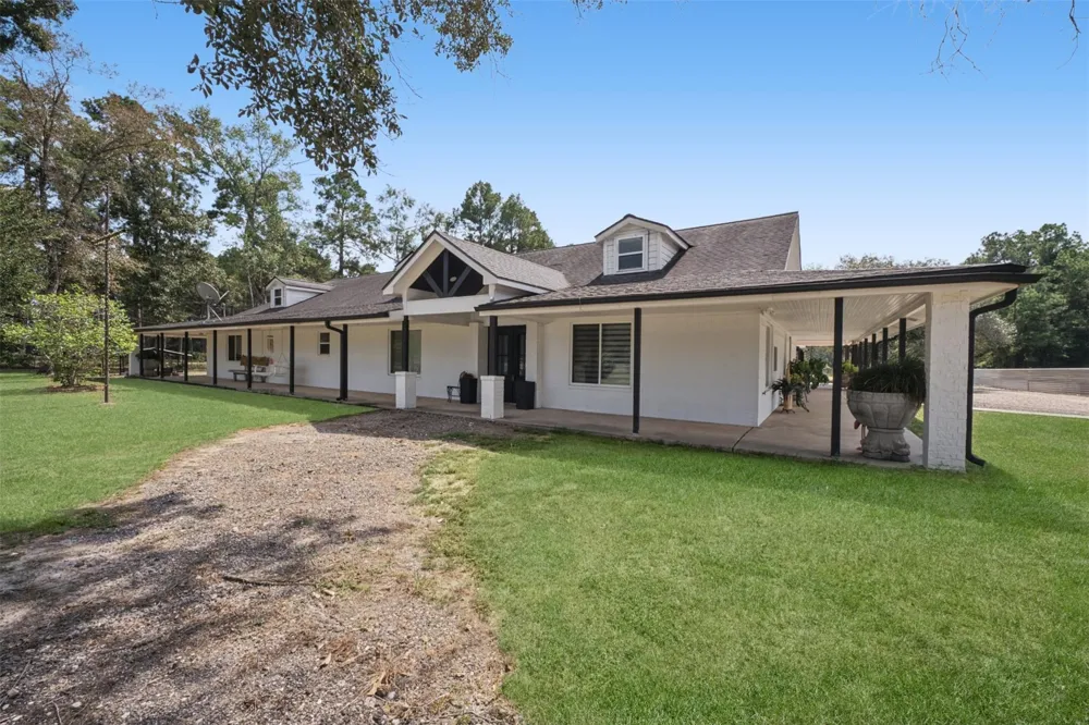 10677 Fm 2432 Road Conroe, TX 77303