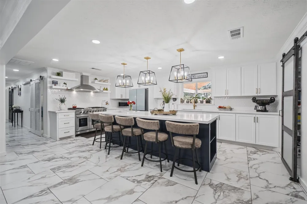 10677 Fm 2432 Road Conroe, TX 77303