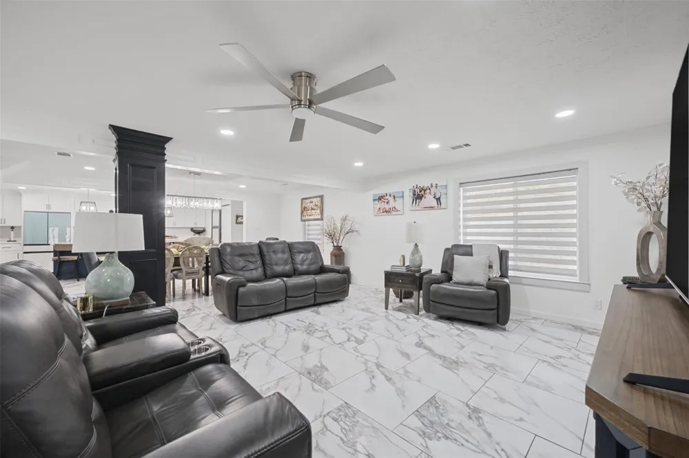 10677 Fm 2432 Road Conroe, TX 77303