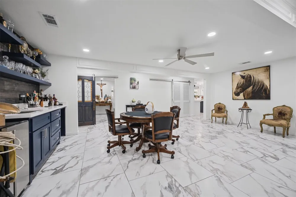 10677 Fm 2432 Road Conroe, TX 77303