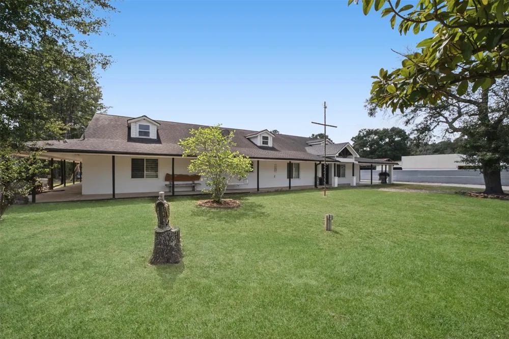 10677 Fm 2432 Road Conroe, TX 77303