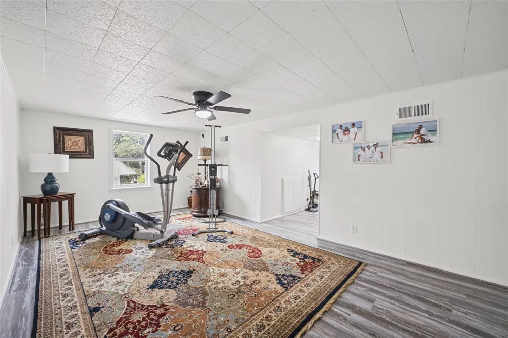 10677 Fm 2432 Road Conroe, TX 77303