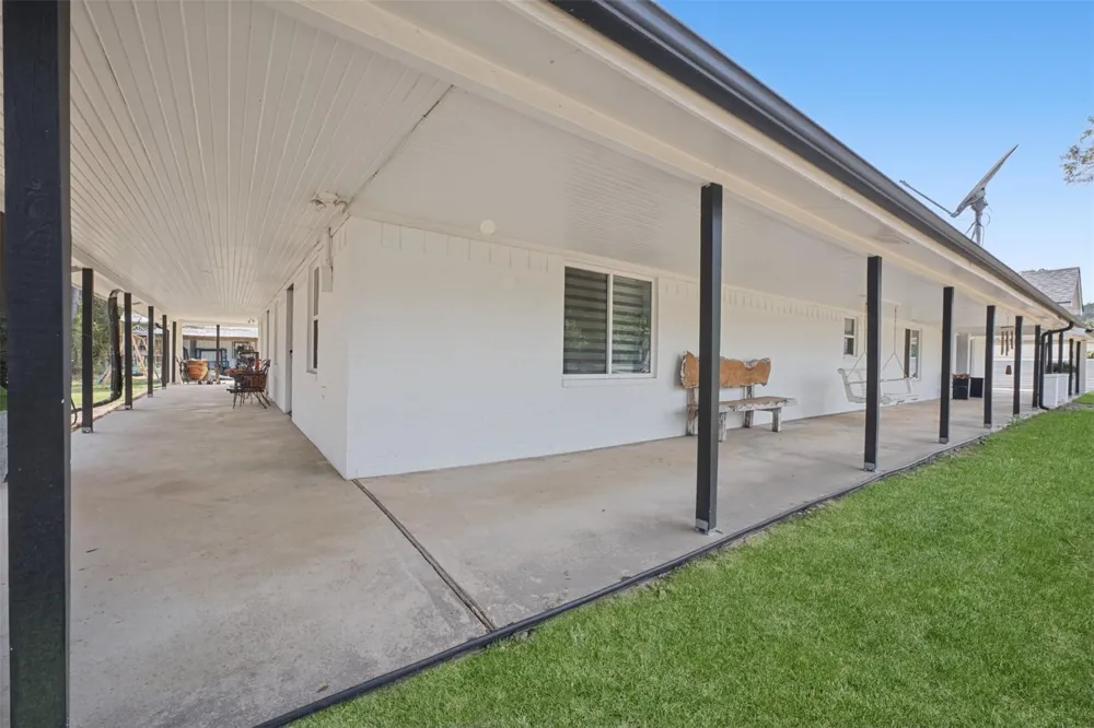 10677 Fm 2432 Road Conroe, TX 77303