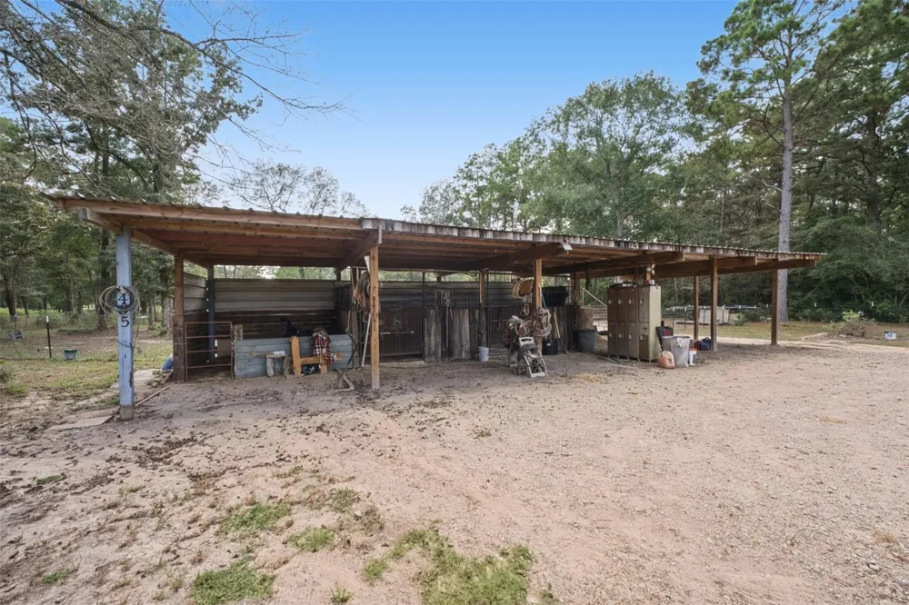 10677 Fm 2432 Road Conroe, TX 77303