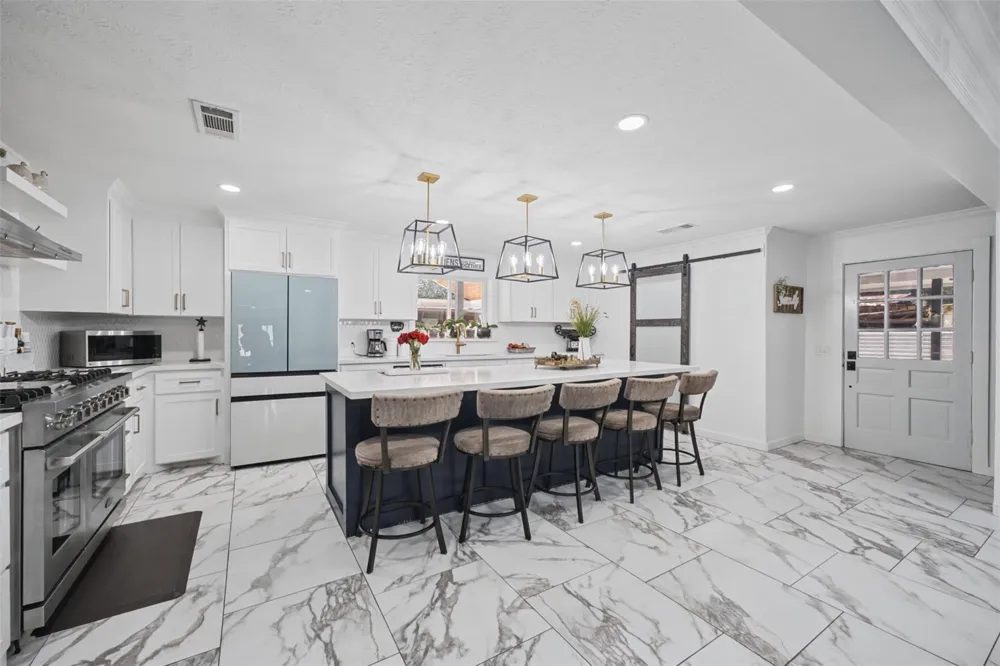 10677 Fm 2432 Road Conroe, TX 77303