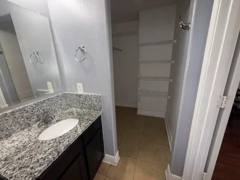 13122 Kingston Point Lane