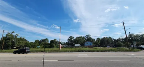 225 Loop 336 West