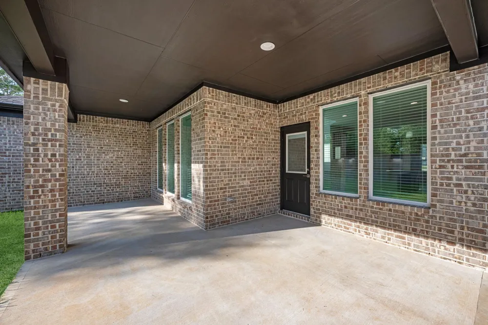 1972 Golden Spruce Lane Conroe, TX 77301