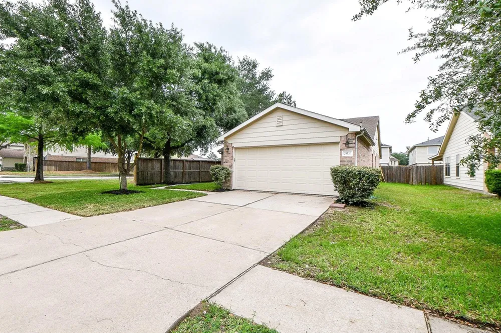 29530 Legends Glen Drive Spring, TX 77386