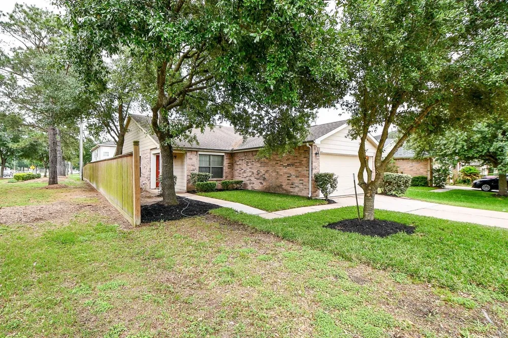 29530 Legends Glen Drive Spring, TX 77386