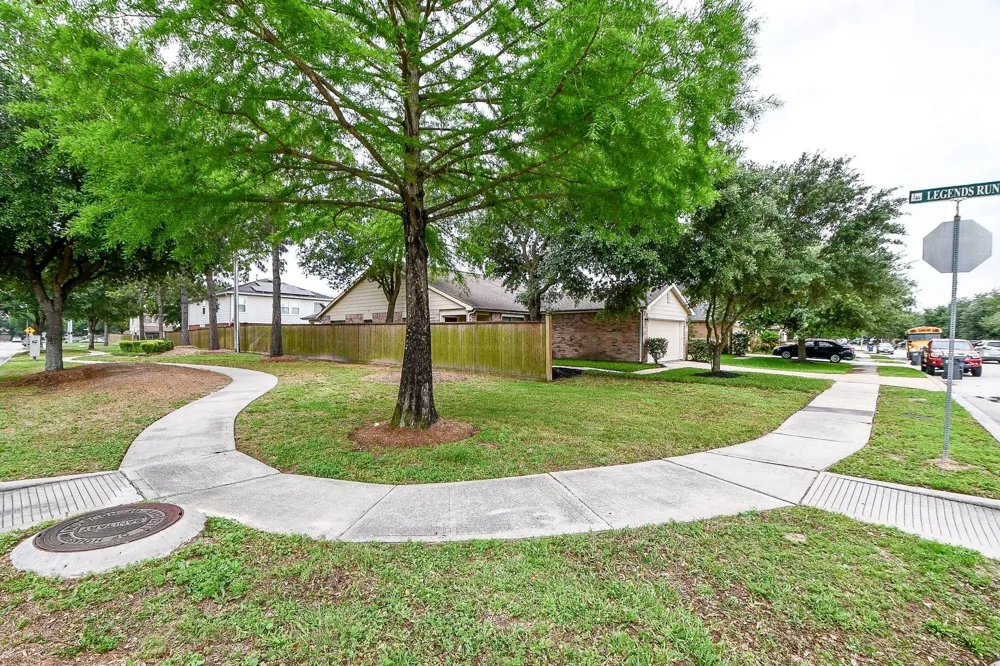 29530 Legends Glen Drive Spring, TX 77386