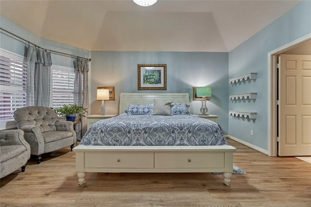 32 Hillwood Lane Montgomery, TX 77356