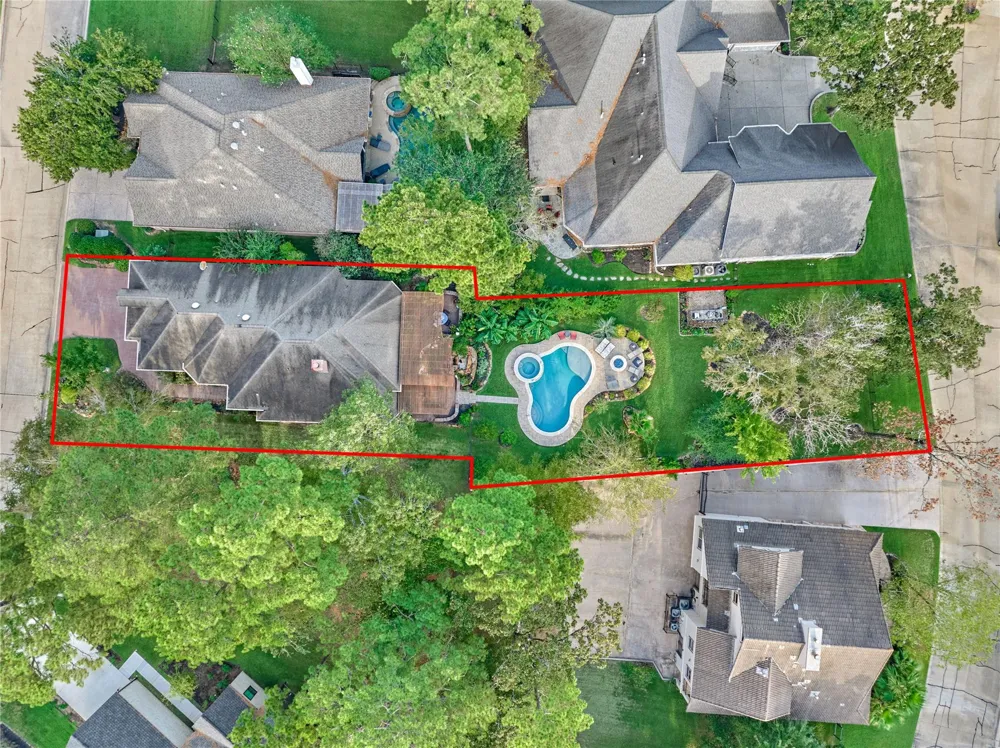 32 Hillwood Lane Montgomery, TX 77356