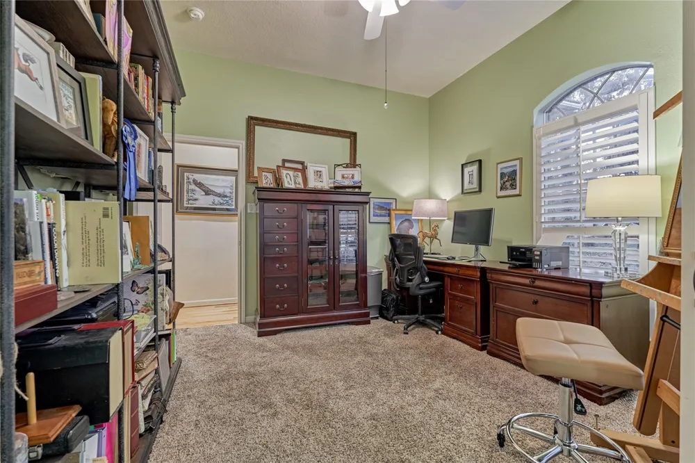 32 Hillwood Lane Montgomery, TX 77356