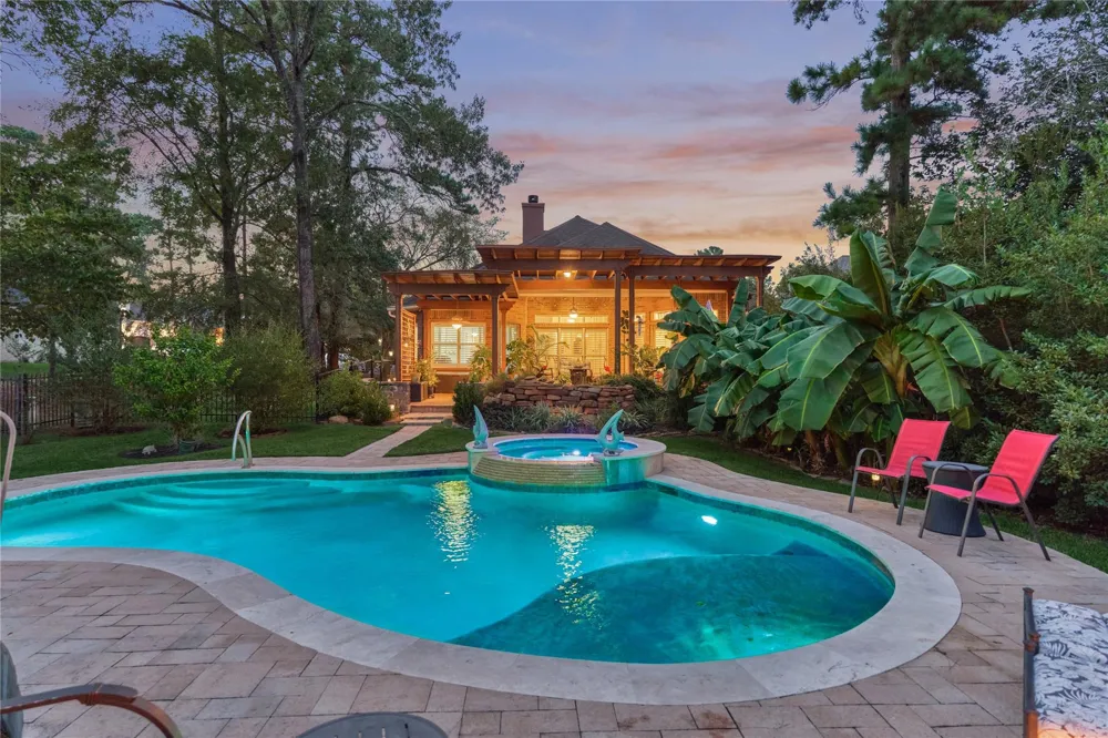 32 Hillwood Lane Montgomery, TX 77356