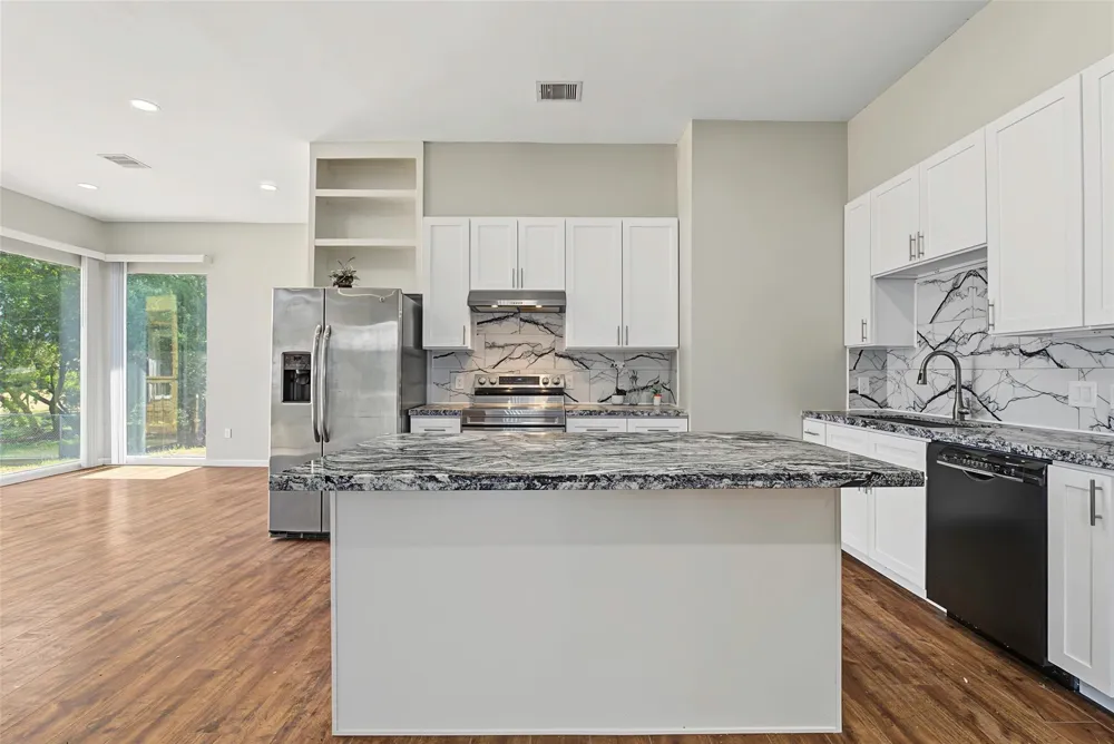 20 Coolcrest Drive Point Blank, TX 77364