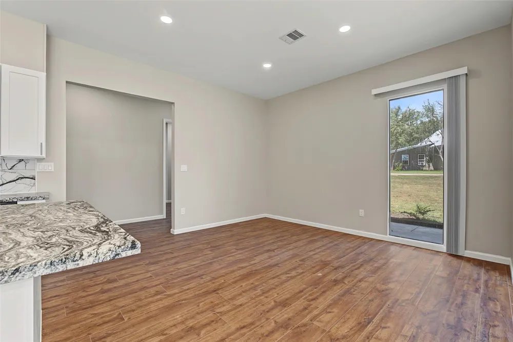20 Coolcrest Drive Point Blank, TX 77364