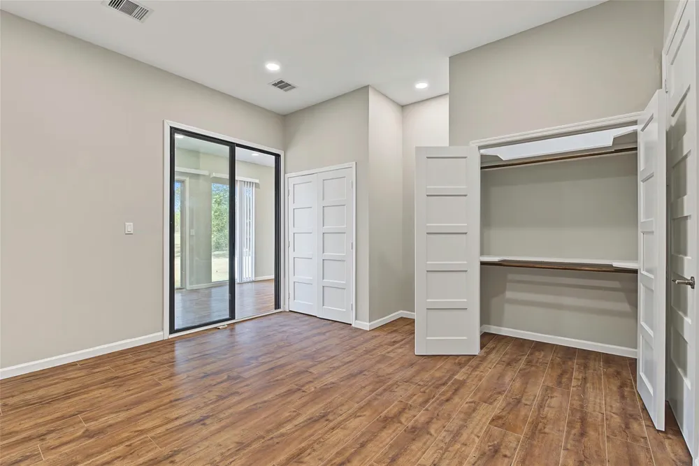 20 Coolcrest Drive Point Blank, TX 77364