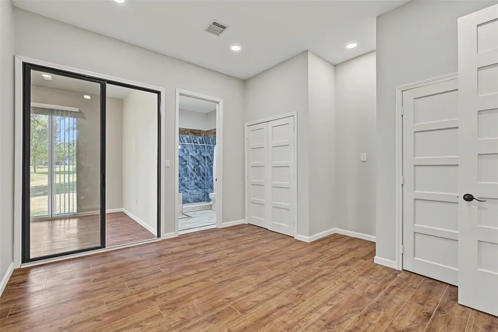 20 Coolcrest Drive Point Blank, TX 77364