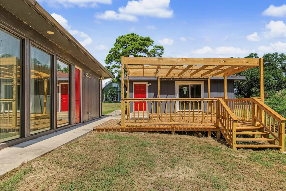 20 Coolcrest Drive Point Blank, TX 77364