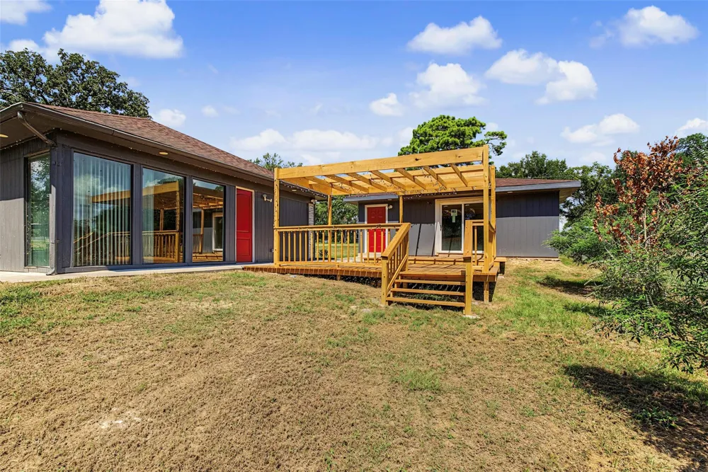 20 Coolcrest Drive Point Blank, TX 77364