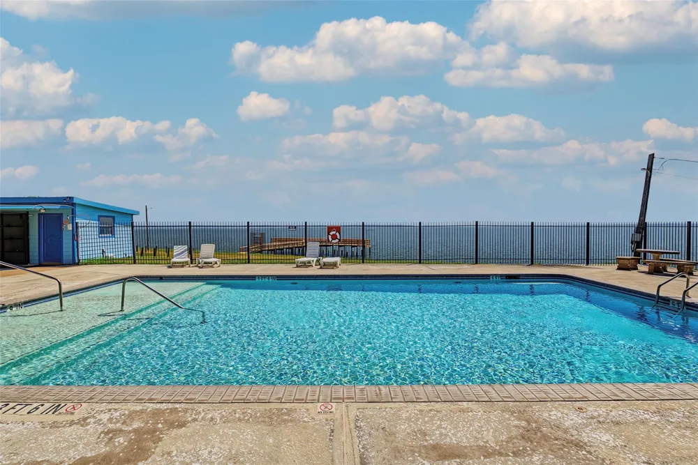 20 Coolcrest Drive Point Blank, TX 77364