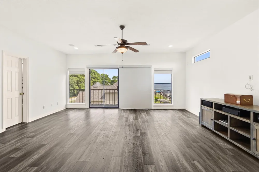 350 Old Aqua Landing E Conroe, TX 77356