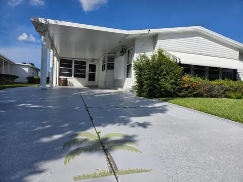 8372 Gallberry Circle