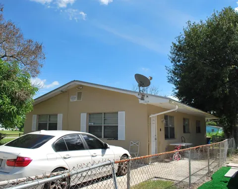 1223 MCCRAY COURT
