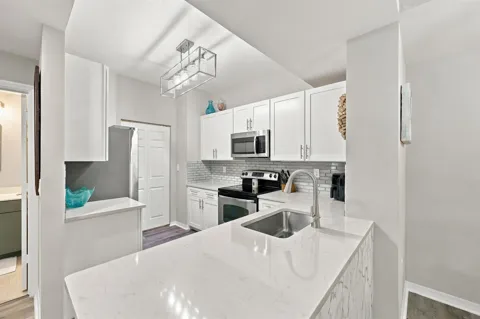 4905 Midtown Lane #2112