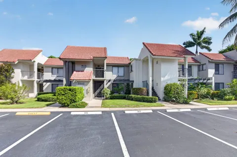 5560 FAIRWAY PARK DRIVE #103