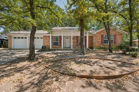 2517 Tanglewood Drive