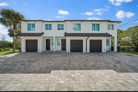 1559 W 26TH COURT #1