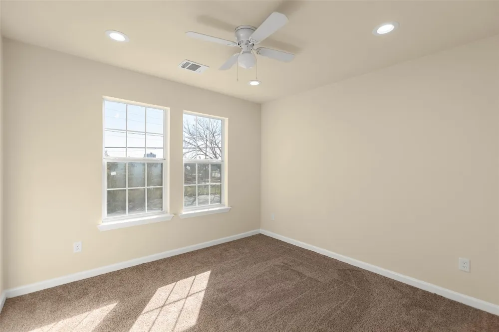 7754 Avenue J Houston, TX 77012