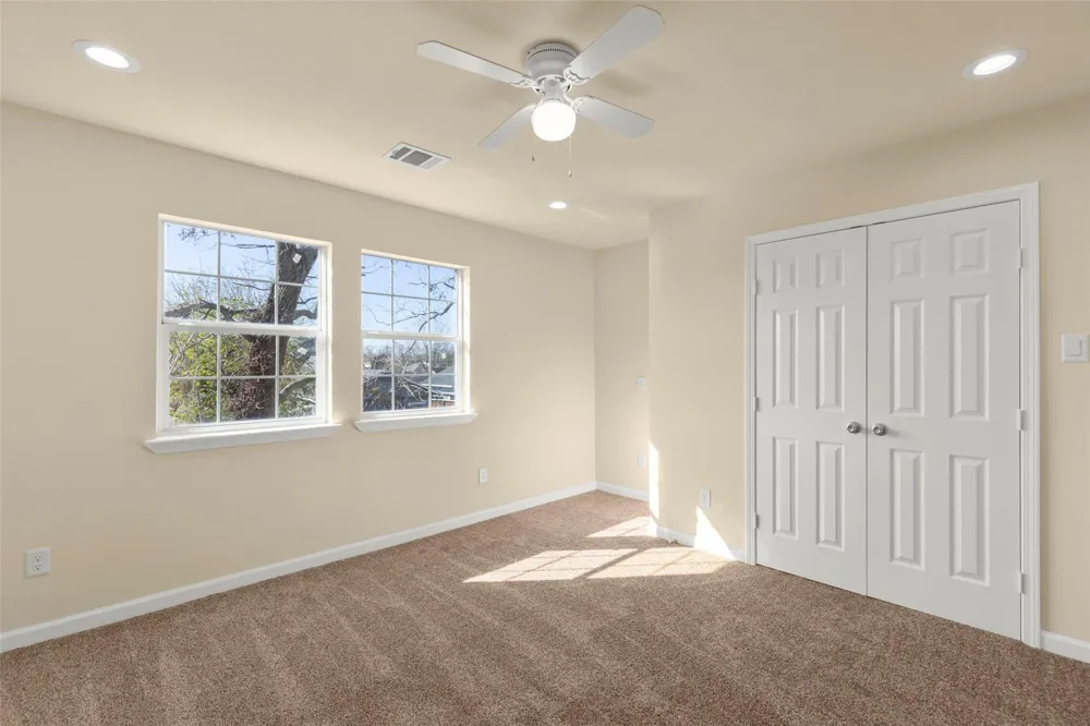 7754 Avenue J Houston, TX 77012