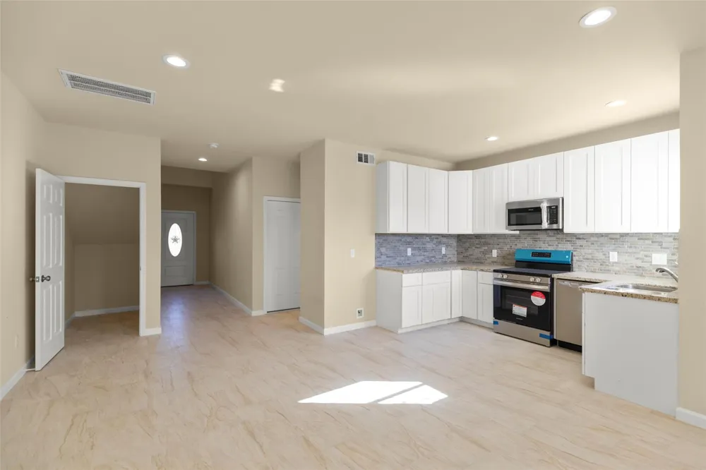 7754 Avenue J Houston, TX 77012