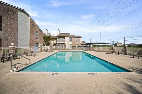 7600 Emmett F Lowry Expressway #314
