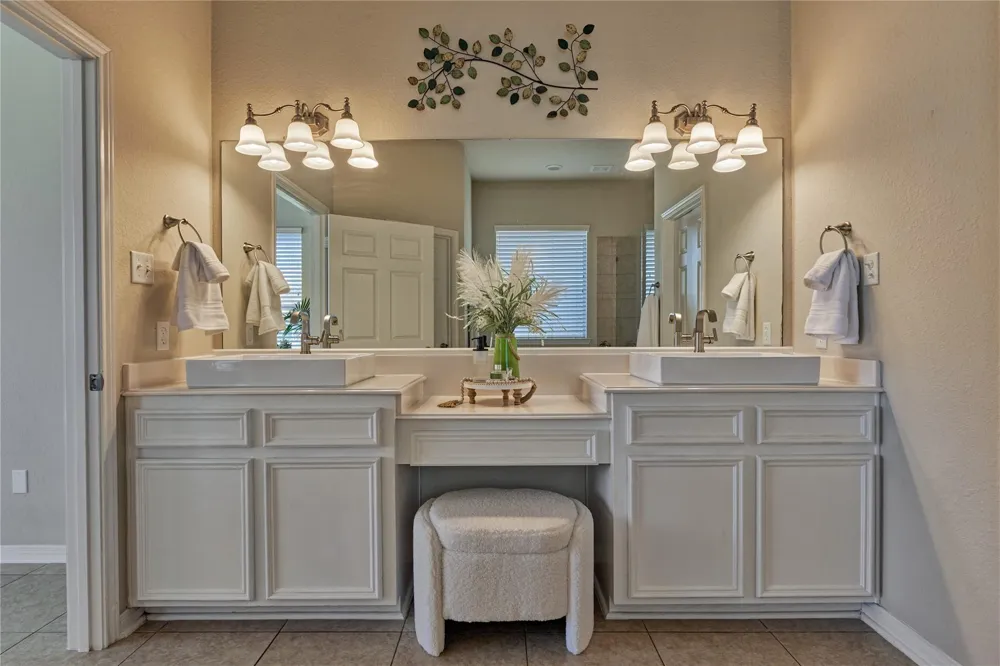 237 Blue Heron Drive Montgomery, TX 77316