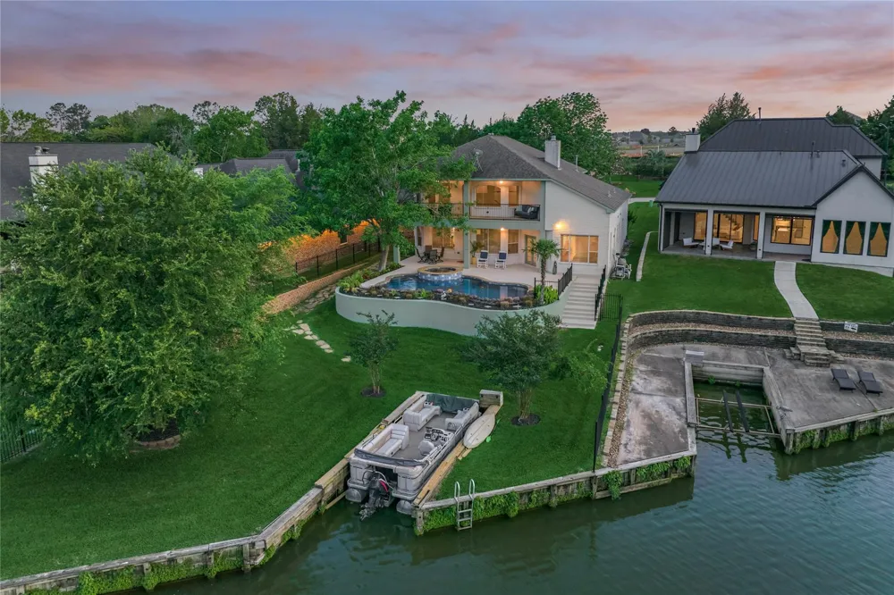 237 Blue Heron Drive Montgomery, TX 77316