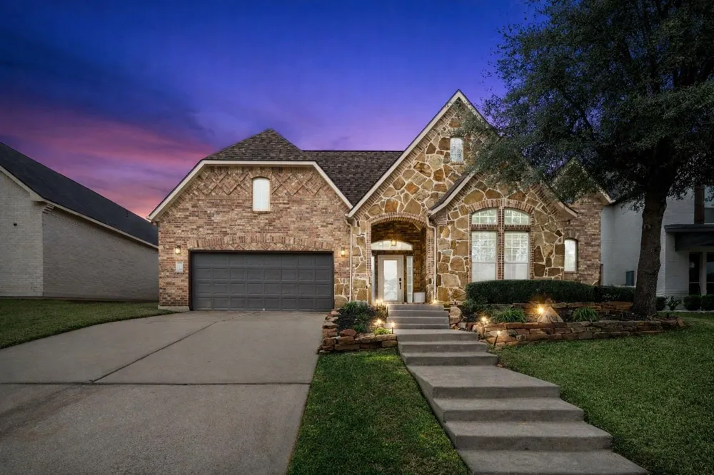 104 Camden Hills Drive Montgomery, TX 77356