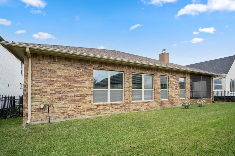 104 Camden Hills Drive Montgomery, TX 77356