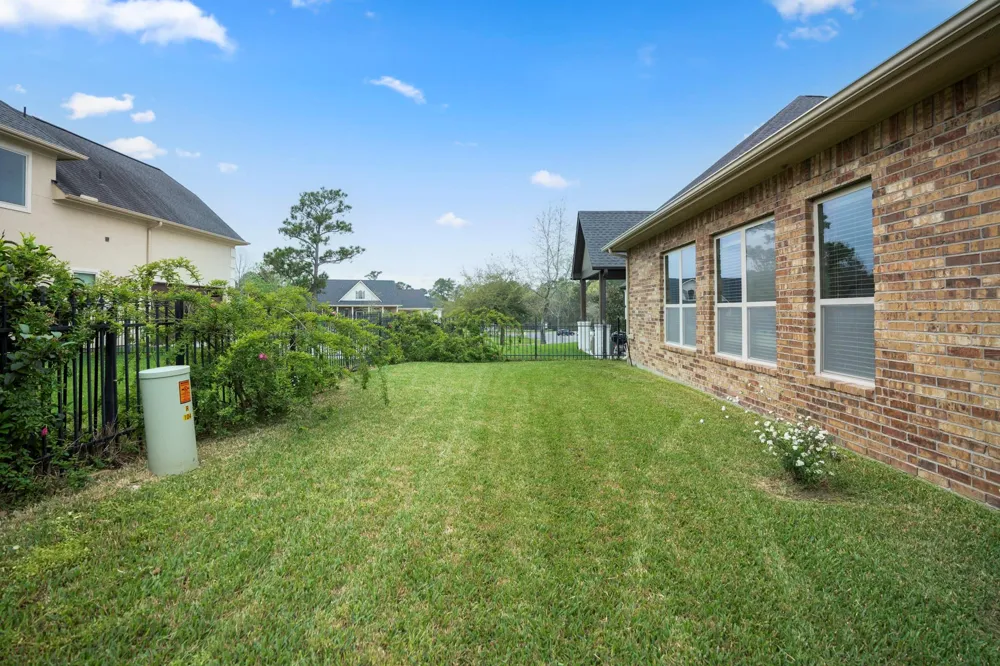 104 Camden Hills Drive Montgomery, TX 77356
