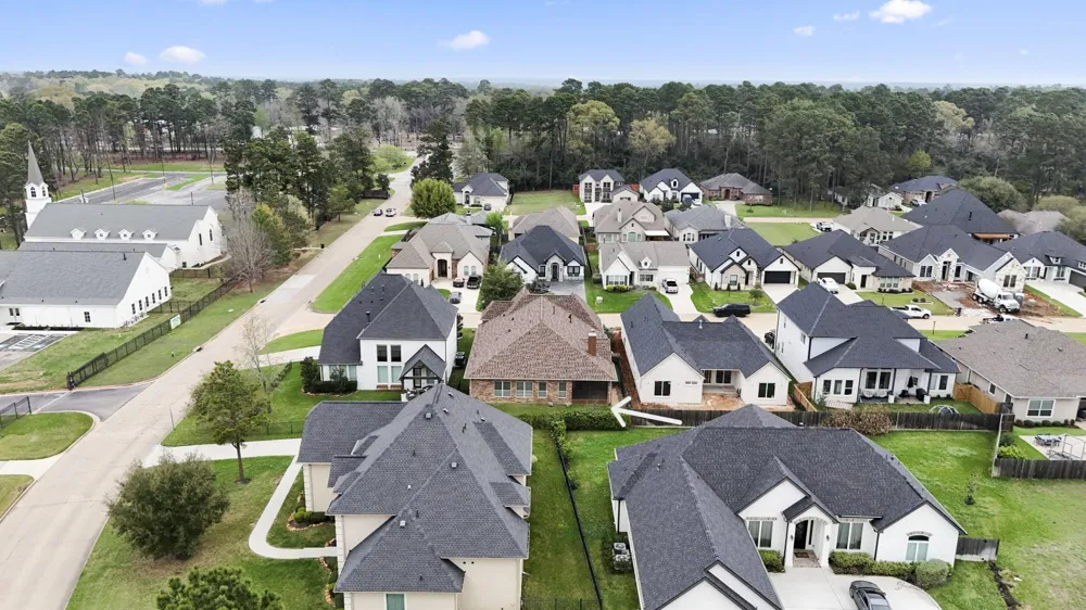 104 Camden Hills Drive Montgomery, TX 77356