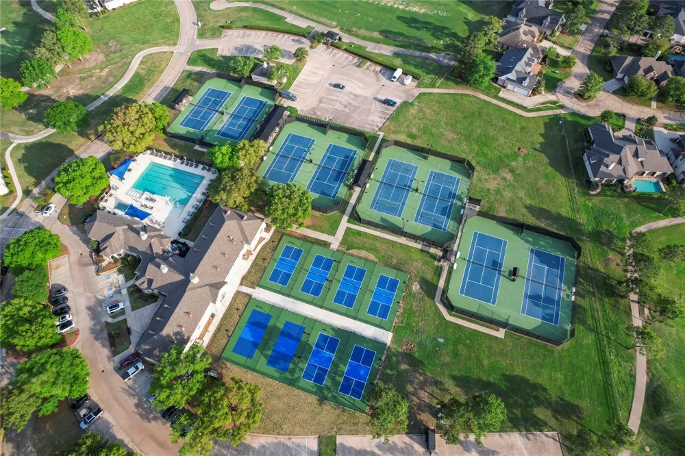 104 Camden Hills Drive Montgomery, TX 77356
