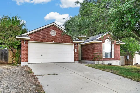 1006 Clear Lake Lane